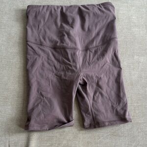 GAP Fit maternity Mauve Compression Shorts